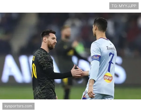 C罗与莱万效率下滑背后：前锋角色从单点爆破转向体系化输出